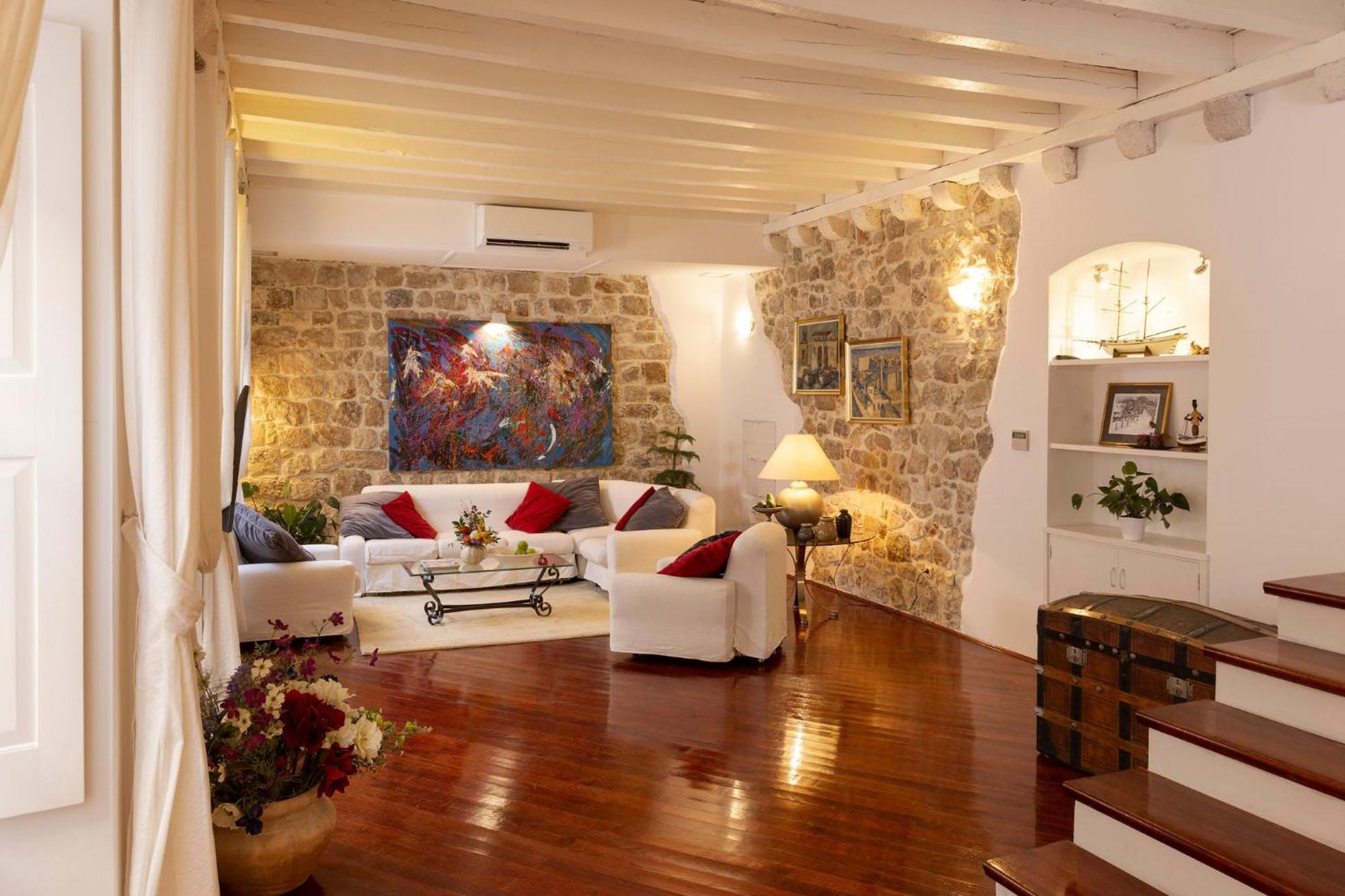 The Poets House Villa *